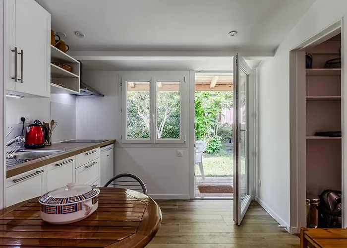 : Dependance Charmante A 400 M De La - Fr-1-433-140 Tatil Evi *